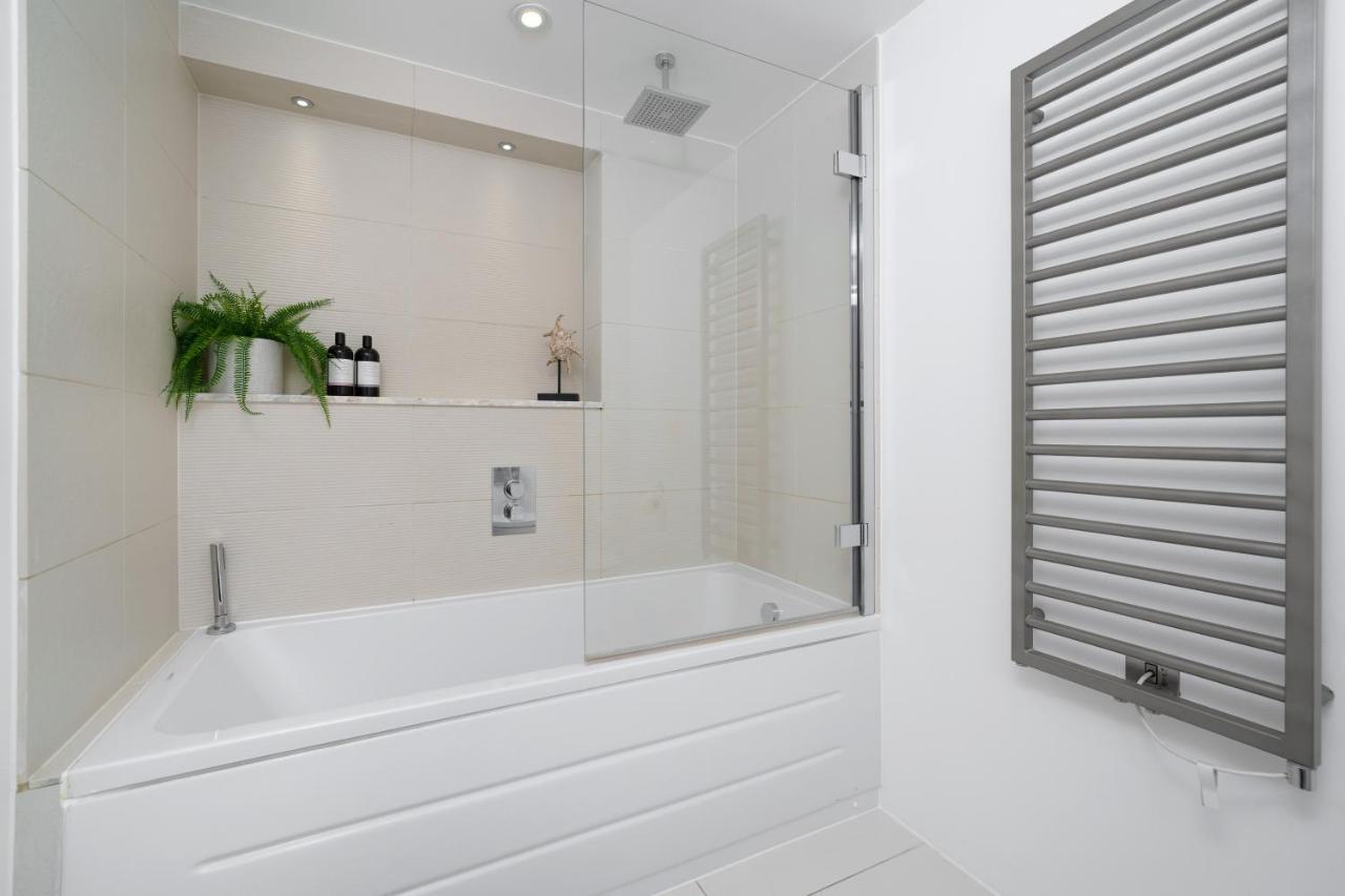 Aircon 2 Bedr, 3 Beds, 2 Bath Covent Garden, Subway Apartment London Luaran gambar